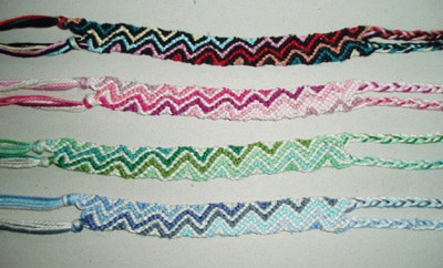 Bracelets brésiliens,laine,loisirs créatifs,le carnet de calli
