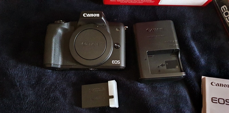 decouverte canon eos m50