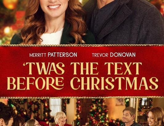 Affiche du téléfilm Un message pour Noël avec Merritt Patterson et Trevor Donovan devant un sapin décoré pour les fêtes