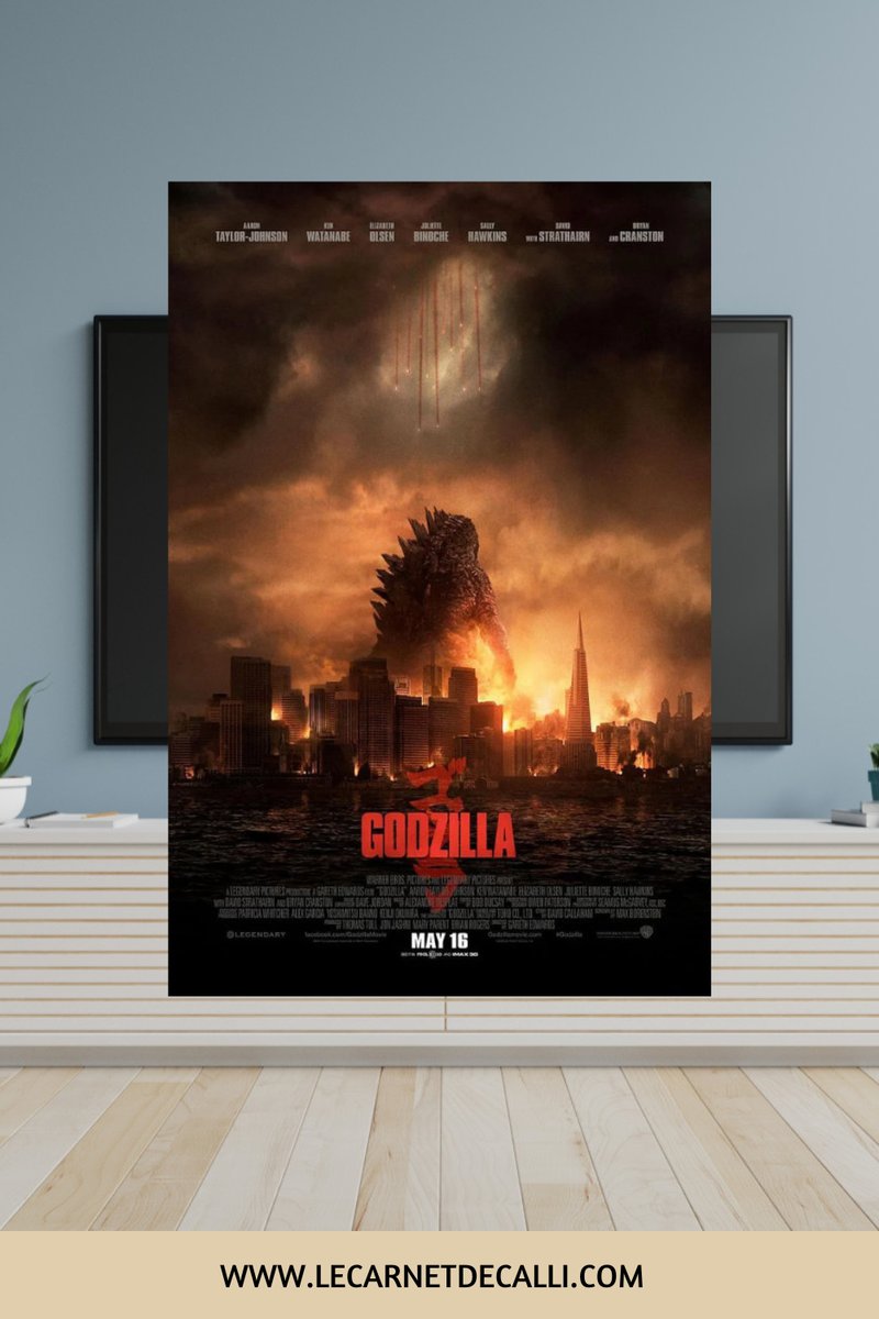 Affiche du film Godzilla (2014) avec le monstre géant dominant une ville en flammes – critique cinéma sur Le Carnet de Calli.