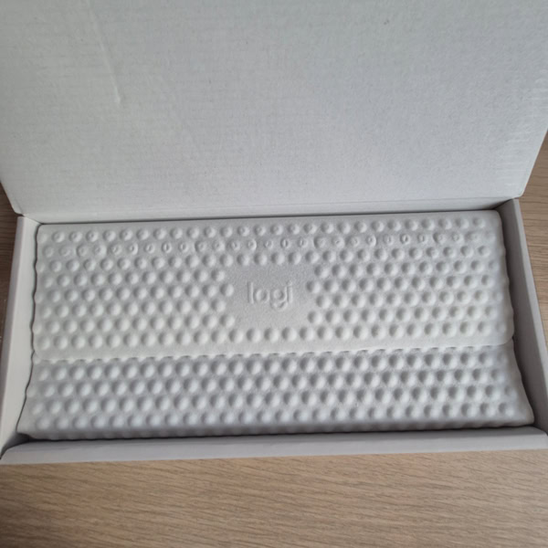 logitech pebble keys 2 deballage