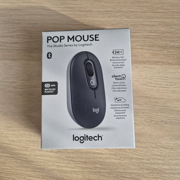 Boîte de la Logitech Pop Mouse en coloris graphite